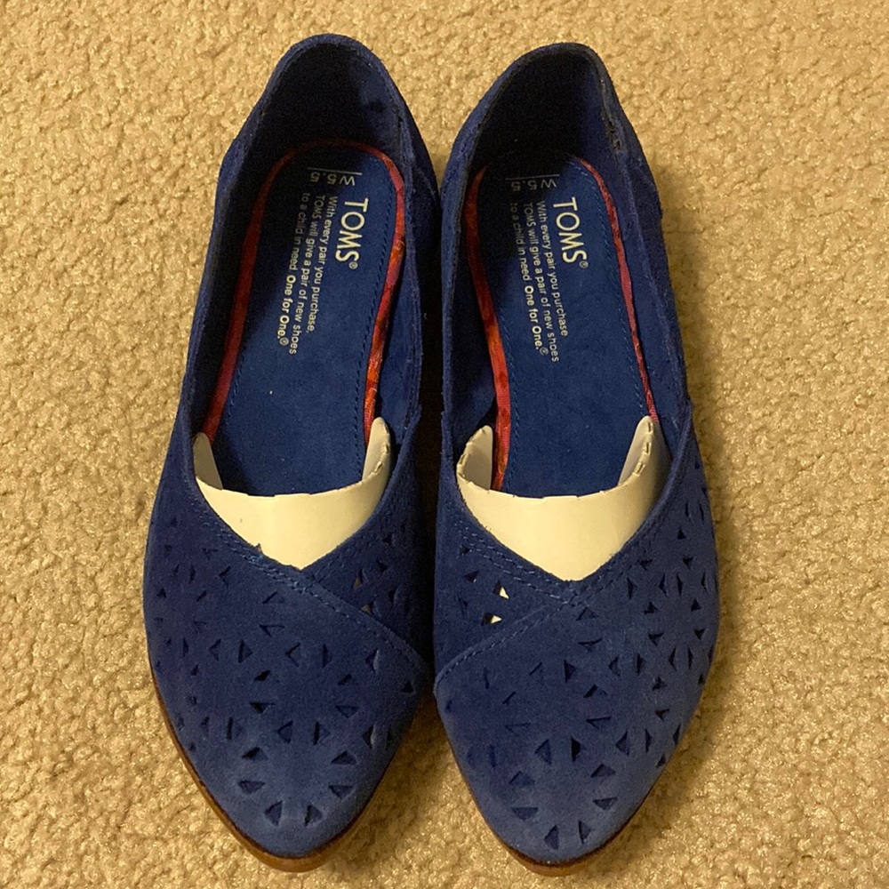 Toms Jutti laser cut blue leather/suede ballet flats